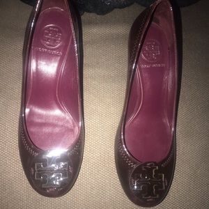 Tory Burch wedge shoes size 8